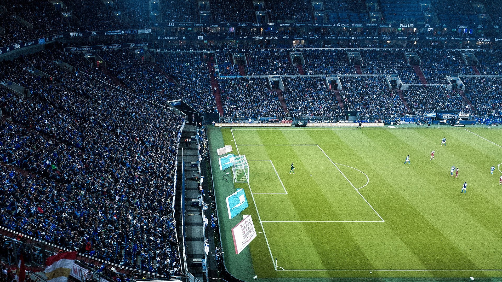 九游app下载中心-世界杯技术盛宴：助攻、头球、远射，每一幕都惊艳，世界杯专用球